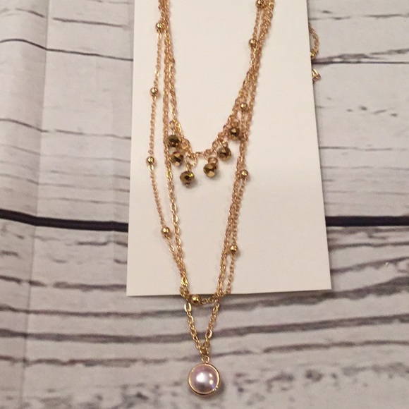 NWT gold layered pearl necklace, layered. - Picture 3 of 3